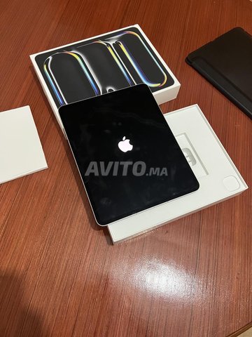 iPad  Pro M4 2024 13' 256gb  WIFI  NEUF