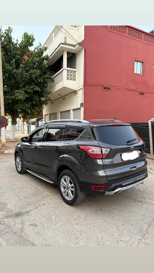 ford kuga 2018 tres bonne etat