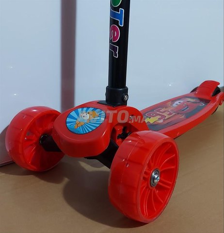 Scooter amusante pour les enfants