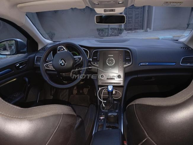je met en vente une Mégane 4 très bonne etat