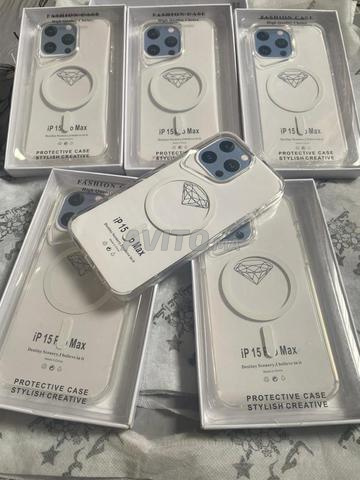 بوشيطة (واقي الهاتف) iphone 15  pro max