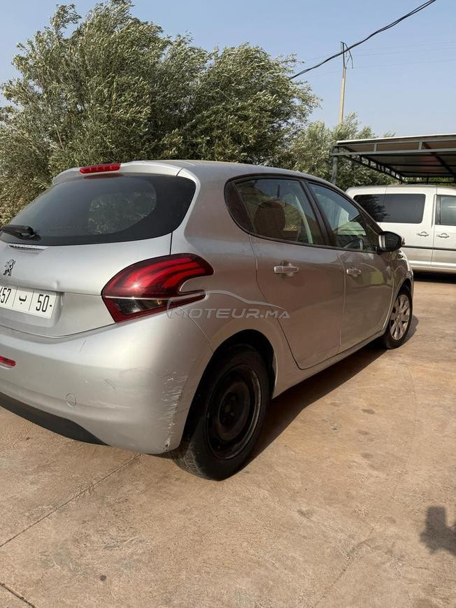 Peugeot 208 modèle 2017