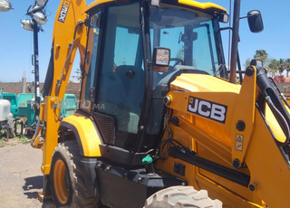 JCB 3CX COMPACT