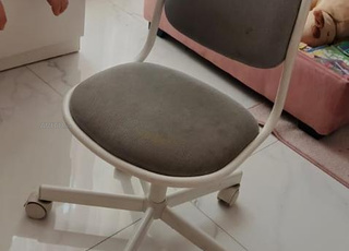 chaise IKEA bureau pour enfant