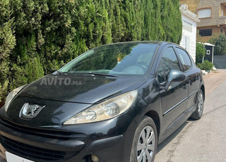 Peugeot 207 Diesel Manuelle 2012 à Casablanca