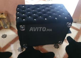 table basse boutonné style Chesterfield