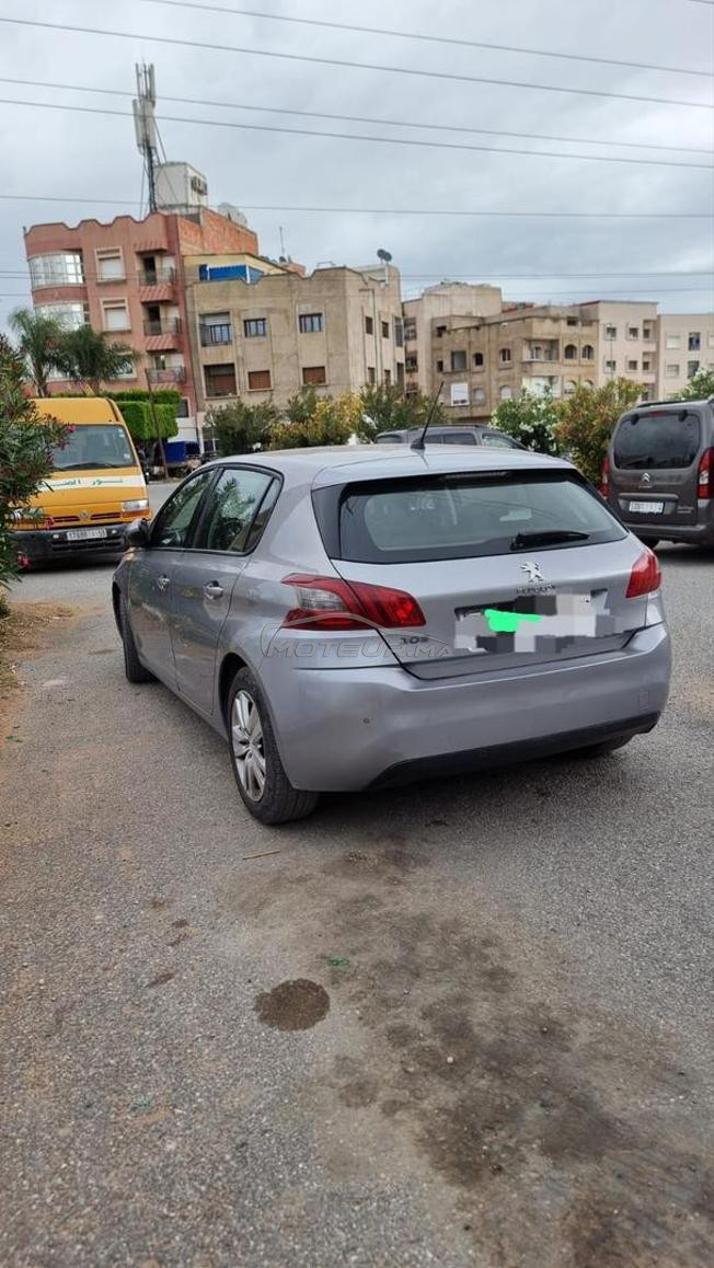 Peugeot 308 Diesel Manuelle 2018 à Kénitra