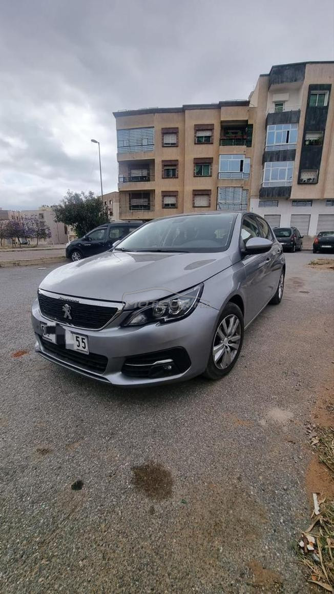 Peugeot 308 Diesel Manuelle 2018 à Kénitra