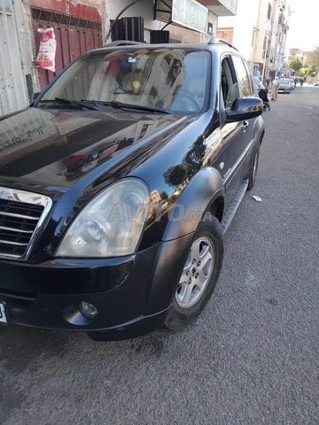 سيارة ريكستون بحالة جيدة جدا و الثمن قابل للتفاوض