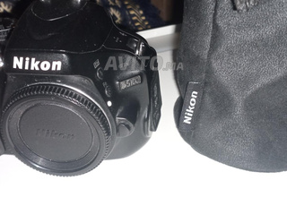 Camera NIKON D5100