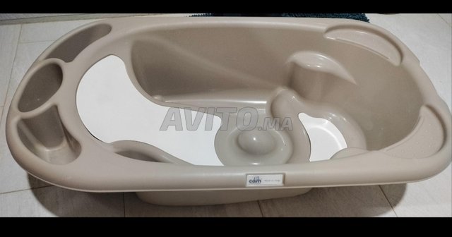 Table a langer avec baignoire 