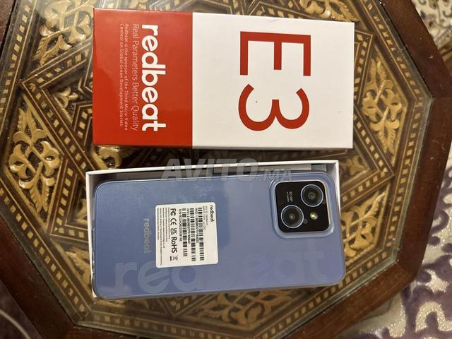 vente un télephone neuf redbeat E3 256GB  - 2