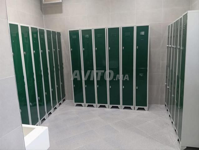 Vestiaire à portes ventilées