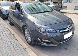 Opel Astra automatique 2015