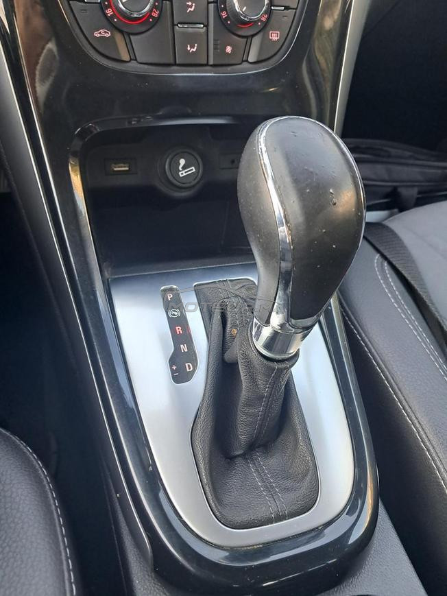 Opel Astra automatique 2015