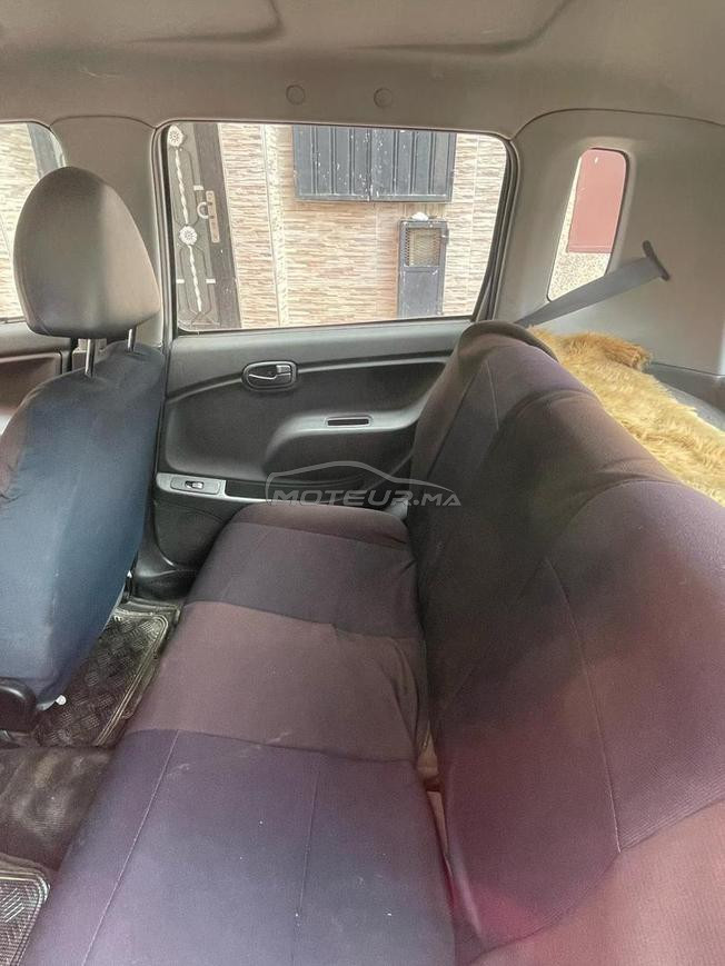 Daihatsu YRV Essence Manuelle 2004 à Casablanca