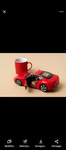 voiturrrrre Ferrari de collection mignature