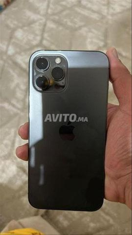 Iphone 12 pro max tres bon etat de batterie 81