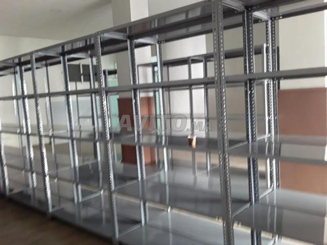 Rayonnage de stockage pratique et solide - 2