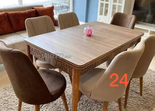 Promotion    Salle à manger avec 6 chaises