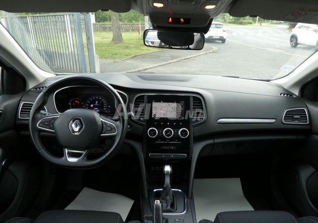 Renault MEGANE IV ESTATE 1.5 BLUE DCI