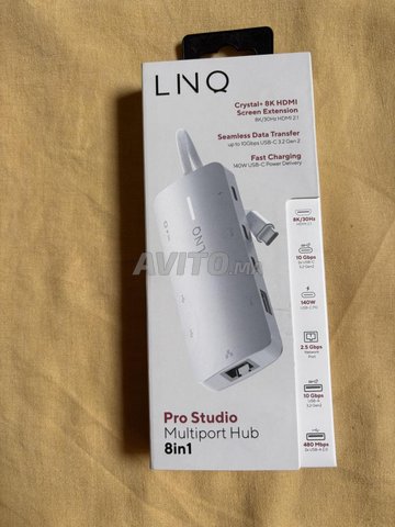 Pro Studio Multiport Hub 8 in1