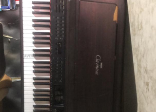 piano Yamaha clavinova CVP-85A