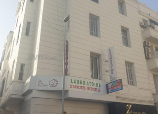 مبنى للبيع - وسط المدينة