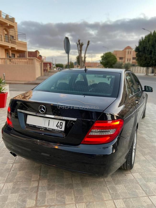 Mercedes-Benz 220 Diesel Automatique 2011 à Oujda
