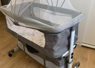 Cododo(lit de bébé)