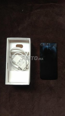 Huawei y9 