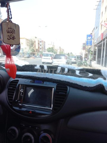 Hyundai i10 Essence Manuelle 2015 à Khouribga