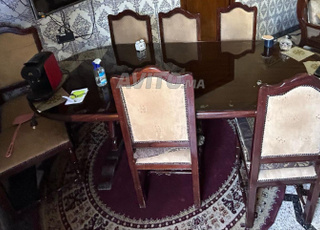Salle à manger 8 chaises