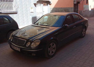 Mercedes e 220 avant-garde dédouaner 2008