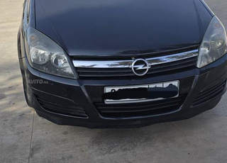 Opel Astra 2008 toute option très bonne état 