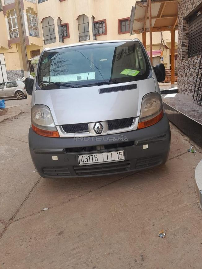 Renault Trafic Diesel Manuelle 2004 à Bouznika