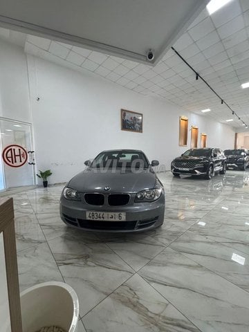 BMW Série 1 Essence Manuelle 2010 à Rabat