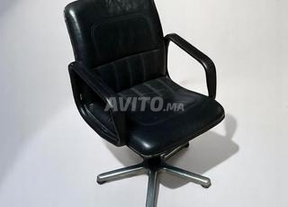 Siège simili cuir pivotant noir promo