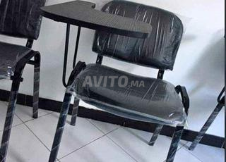 الكرسي المثالي لقاعات المحاضرات والاجتماعات