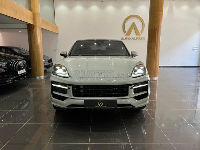 Porsche Cayenne Hybride 2025