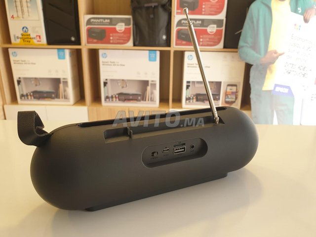 À VENDRE Speaker HF-U22 étanche, portable, avec FM