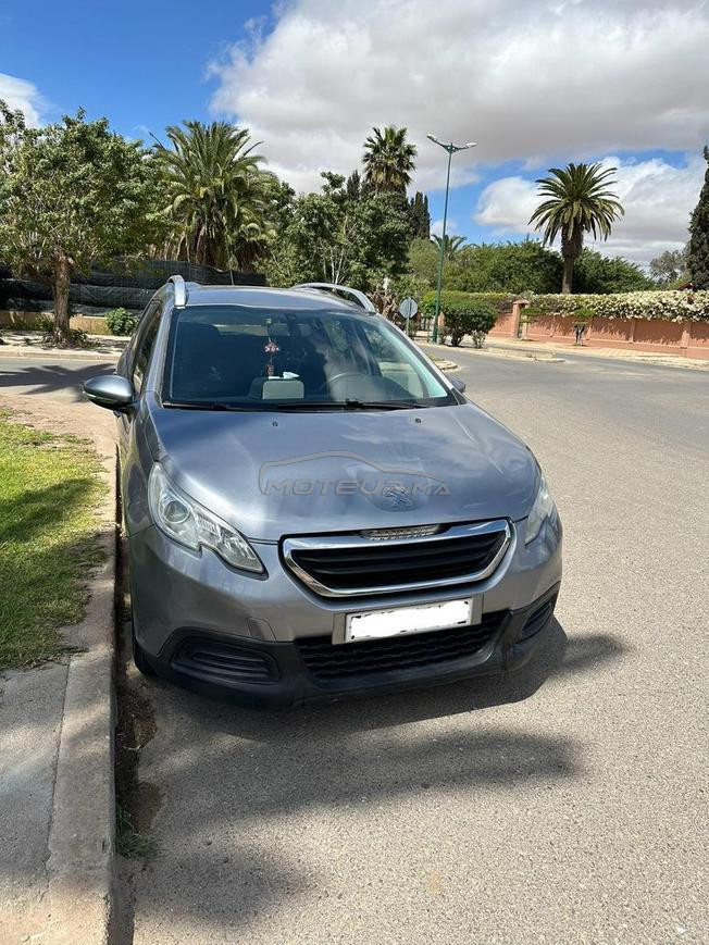 PEUGEOT 2008 MODEL 2014 TRÈS BONNE ÉTAT