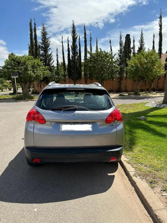 PEUGEOT 2008 MODEL 2014 TRÈS BONNE ÉTAT