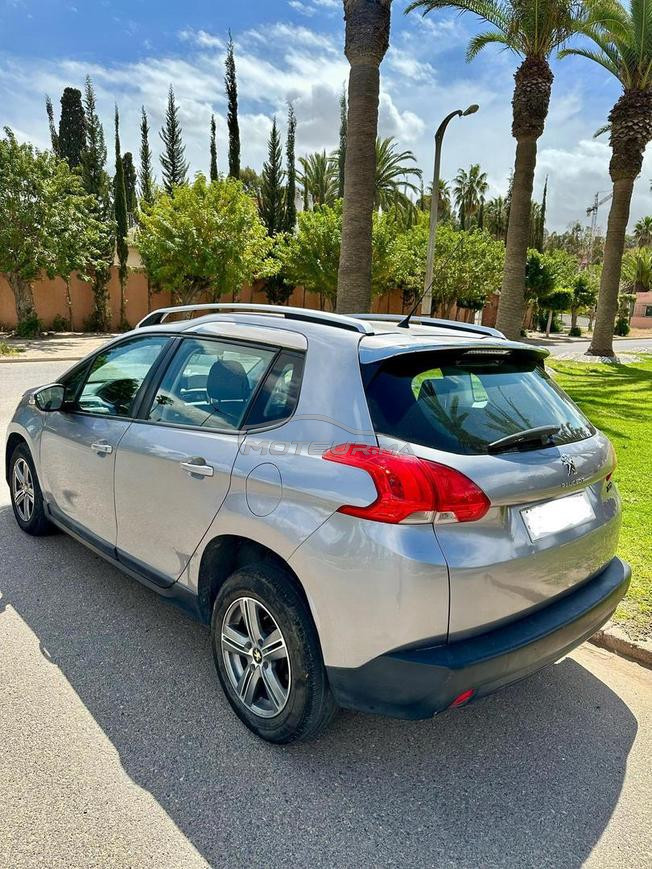 PEUGEOT 2008 MODEL 2014 TRÈS BONNE ÉTAT