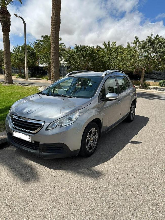 PEUGEOT 2008 MODEL 2014 TRÈS BONNE ÉTAT