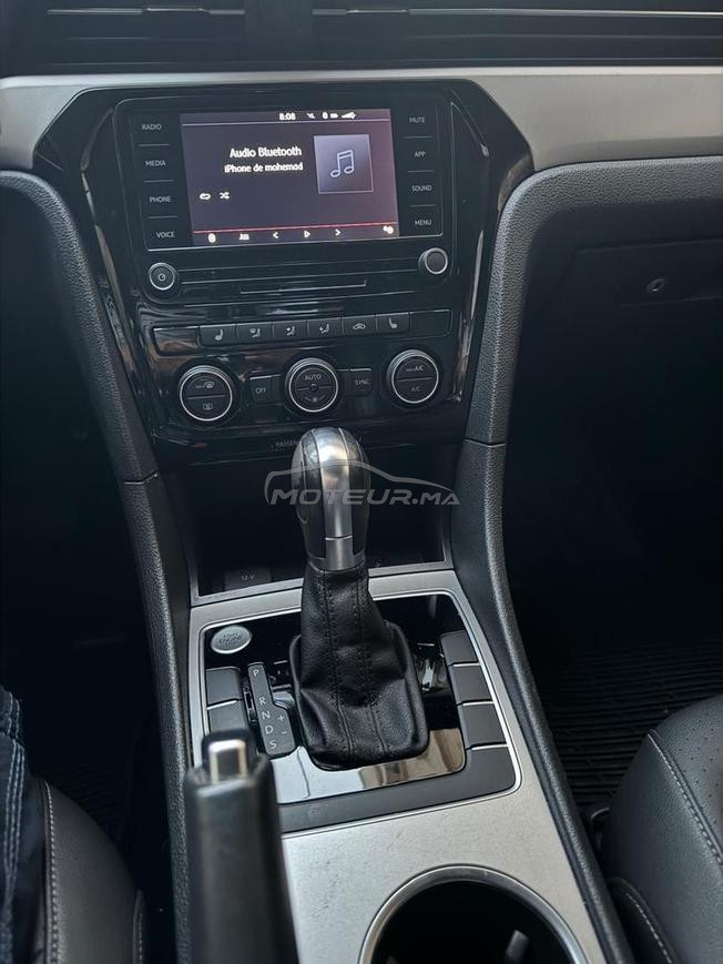 Volkswagen Passat Essence Automatique 2020