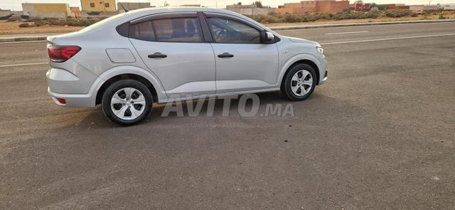 Dacia Logan Diesel Manuelle 2022 à Agadir - 2