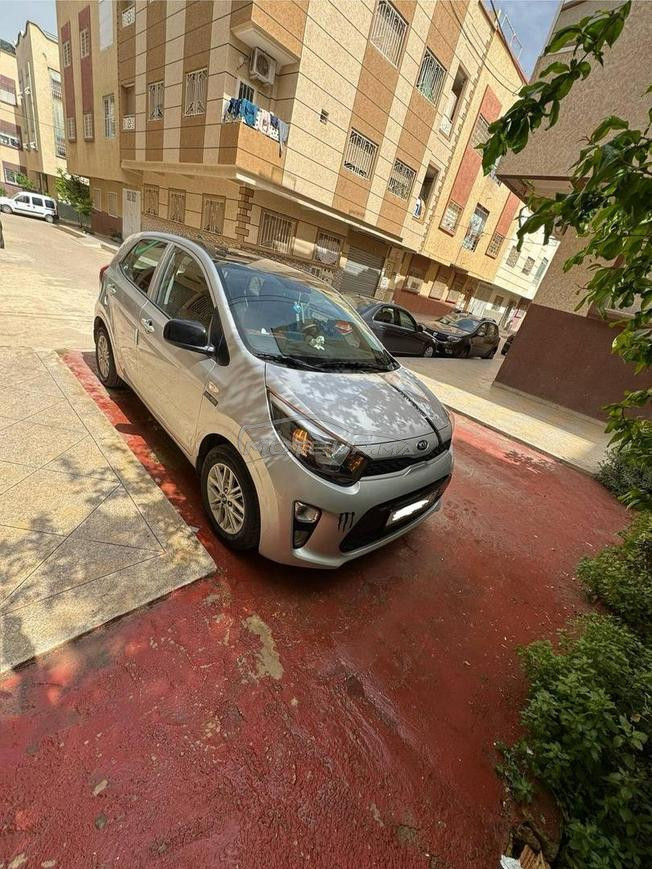 Kia Picanto Essence Automatique 2021 à Meknès