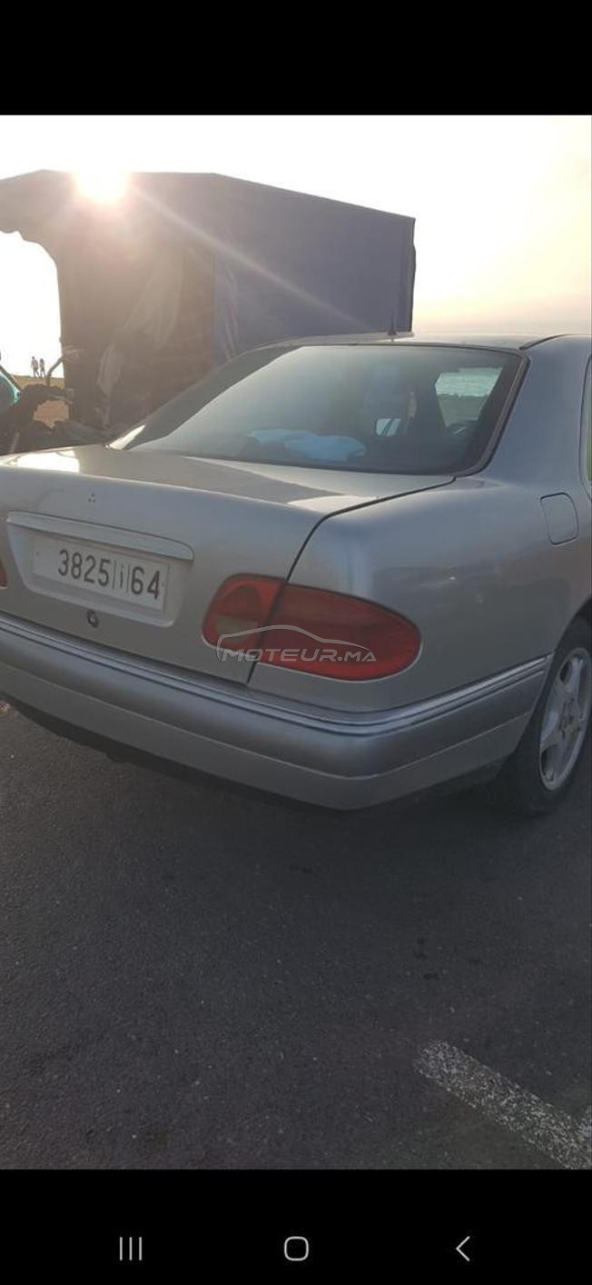 Mercedes E220 bonne état à vendre 
