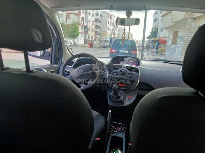 Une voiture d'une EXCELLENTE Etat à vendre 